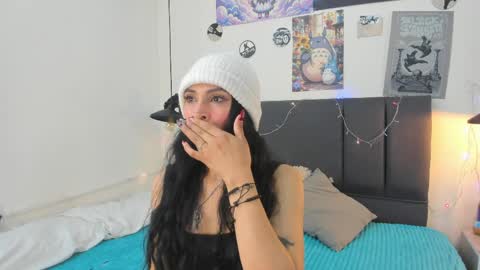 Snapshot of raia_ chatting on 5, 4, 2026 Raia online show from 5, 4, 2026