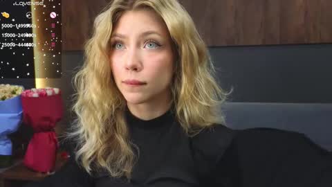 Lisa online show from 8, 3, 2025