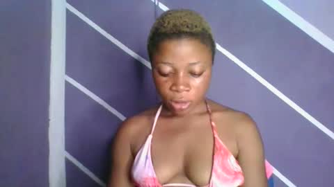 Snapshot of rainbow_baby26 chatting on 5, 10, 2025 rainbow baby26 online show from 5, 10, 2025