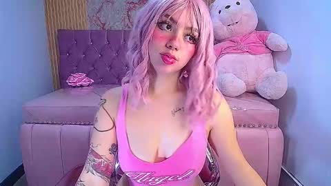 Snapshot of rainbowlover_ch chatting on 27, 10, 2025 Rainy online show from 27, 10, 2025