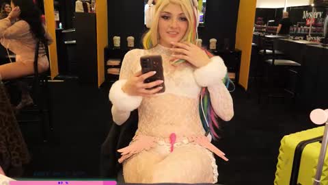 Mary Rainz online show from 7, 2, 2026