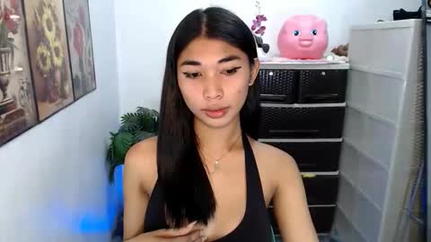 raindrizzle1706 online show from 28, 3, 2026