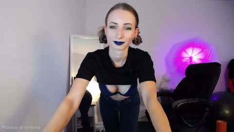 Snapshot of rainleiwa chatting on 4, 10, 2025 Call me Lei online show from 4, 10, 2025