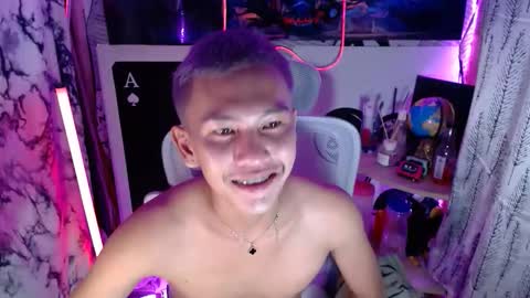 Snapshot of ralfhuge24 chatting on 5, 3, 2026 ralfhuge24 online show from 5, 3, 2026