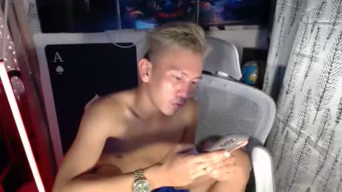 Snapshot of ralfhuge24 chatting on 25, 3, 2026 ralfhuge24 online show from 25, 3, 2026