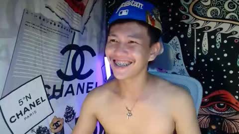 Snapshot of ralfhuge24 chatting on 3, 6, 2026 ralfhuge24 online show from 3, 6, 2026