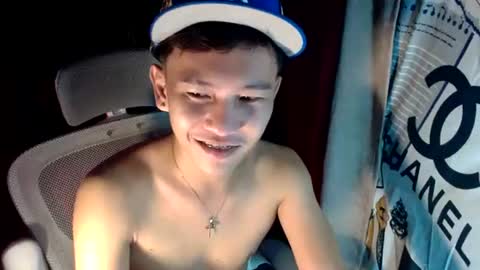 Snapshot of ralfhuge24 chatting on 15, 6, 2026 ralfhuge24 online show from 15, 6, 2026