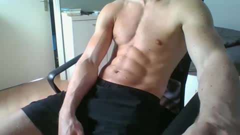 ramonjoosse2001 online show from 9, 4, 2026