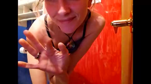 Snapshot of randcandy77 chatting on 28, 2, 2025 Randcandy77 online show from 28, 2, 2025