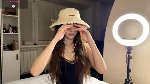 Luna online show from 25, 3, 2026