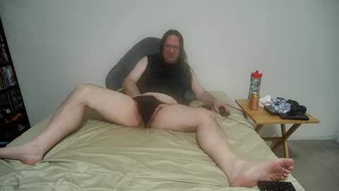 rando1235 online show from 9, 3, 2026