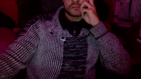 Snapshot of randobad12 chatting on 22, 12, 2024 randobad12 online show from 22, 12, 2024