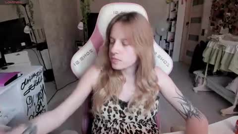 Snapshot of rapunzel_cute chatting on 31, 7, 2026 Rapunzel online show from 31, 7, 2026