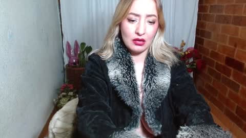 Raquel online show from 19, 12, 2024