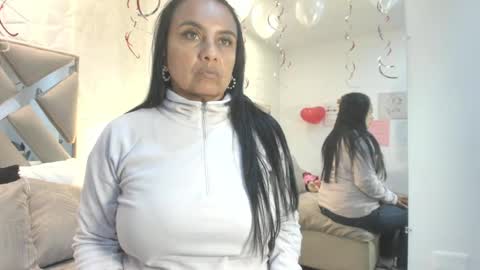 Raquel Moore  online show from 18, 2, 2026