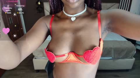 Raquel online show from 15, 1, 2025