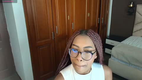 Raquel online show from 29, 1, 2025