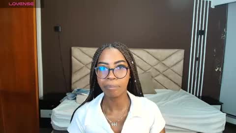 Raquel online show from 27, 9, 2025