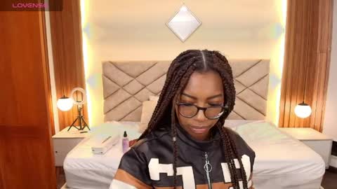 Snapshot of raqueljones_ chatting on 28, 3, 2026 Raquel online show from 28, 3, 2026