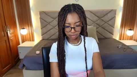Raquel online show from 16, 5, 2026