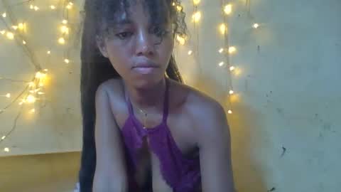 Snapshot of rasoanirinaa chatting on 5, 4, 2026 rasoanirinaa online show from 5, 4, 2026