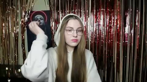 raspberry0101 online show from 5, 12, 2024