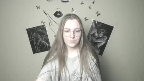 raspberry0101 online show from 7, 1, 2025