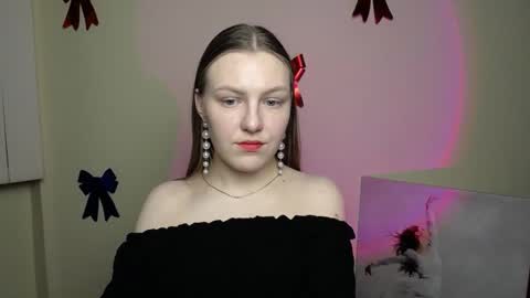 raspberry0101 online show from 10, 2, 2025