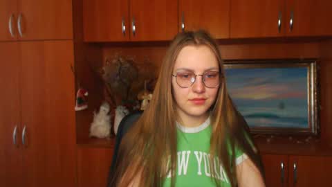 raspberry0101 online show from 25, 2, 2025