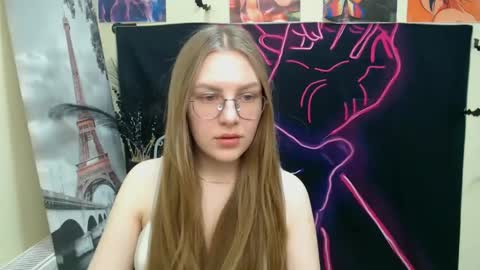 raspberry0101 online show from 8, 3, 2025