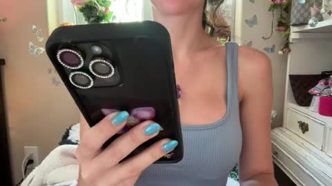 Snapshot of rasphberryclemmi chatting on 8, 7, 2026 rashberrybussy online show from 8, 7, 2026