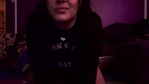 Snapshot of rattlesnakebitch chatting on 4, 2, 2026 Rattlesnake Bitch 666 online show from 4, 2, 2026