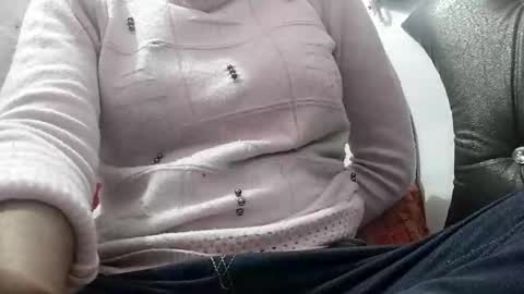 Snapshot of rava_sexy chatting on 18, 2, 2026 rava_sexy online show from 18, 2, 2026