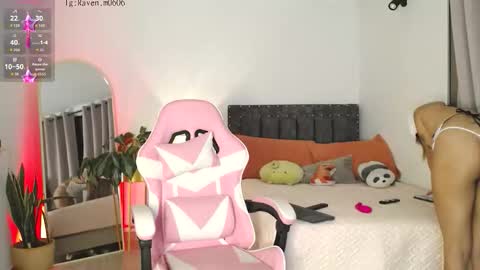 Snapshot of raven06_ chatting on 30, 10, 2025 Raven online show from 30, 10, 2025