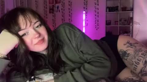 Snapshot of raven_armor chatting on 22, 6, 2026 raven_armor online show from 22, 6, 2026