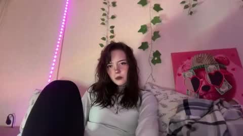 Snapshot of raven_armor chatting on 27, 6, 2026 raven_armor online show from 27, 6, 2026