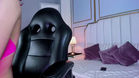 raven_jade_ online show from 3, 3, 2025