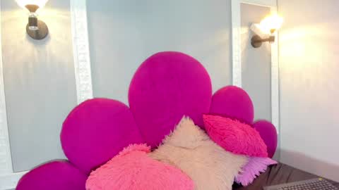 raven_loove online show from 11, 6, 2026