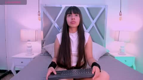 RAVEN online show from 15, 5, 2026