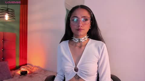 raven_smith_ online show from 25, 6, 2026