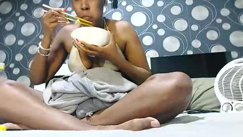 Snapshot of ravenbby chatting on 29, 3, 2026 ravenbby online show from 29, 3, 2026