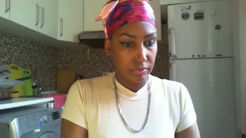 Snapshot of ravenbby chatting on 14, 4, 2026 ravenbby online show from 14, 4, 2026