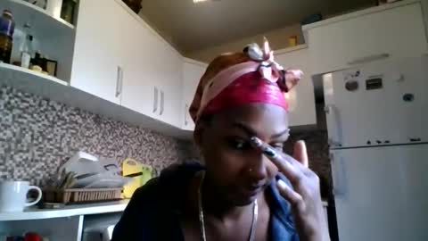 Snapshot of ravenbby chatting on 15, 4, 2026 ravenbby online show from 15, 4, 2026