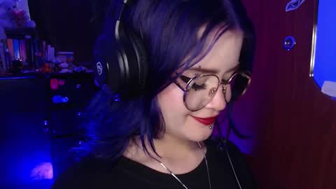 Snapshot of raventh_ chatting on 9, 11, 2025 raventh_ online show from 9, 11, 2025