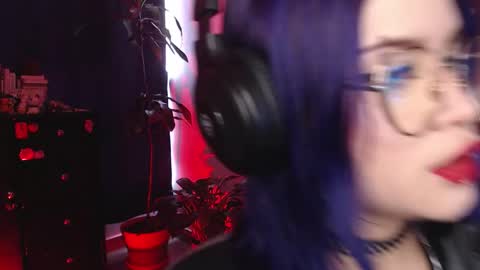 Snapshot of raventh_ chatting on 18, 11, 2025 raventh_ online show from 18, 11, 2025