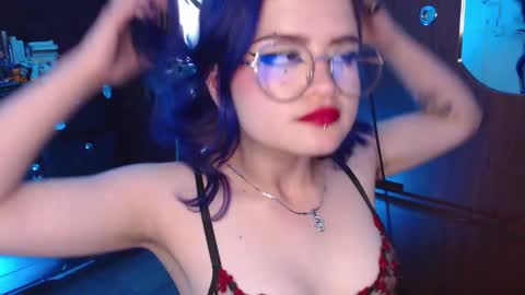 Snapshot of raventh_ chatting on 19, 11, 2025 raventh_ online show from 19, 11, 2025