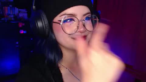 Snapshot of raventh_ chatting on 18, 12, 2025 raventh_ online show from 18, 12, 2025