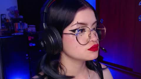 Snapshot of raventh_ chatting on 20, 12, 2025 raventh_ online show from 20, 12, 2025