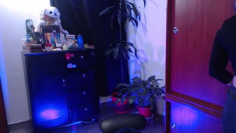 Snapshot of raventh_ chatting on 7, 1, 2026 raventh_ online show from 7, 1, 2026