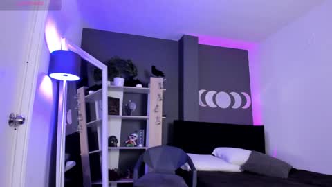 Raven Witch online show from 16, 1, 2025